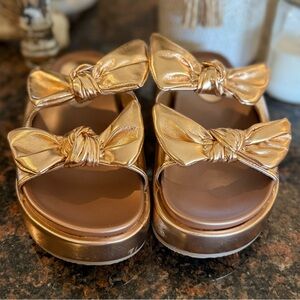 Hey Girl Bow Good Bow Sandals size 7